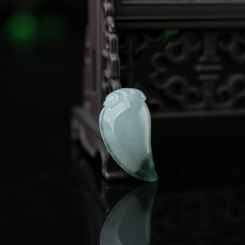 缅甸糯冰种飘花翡翠辣椒吊坠-红掌柜