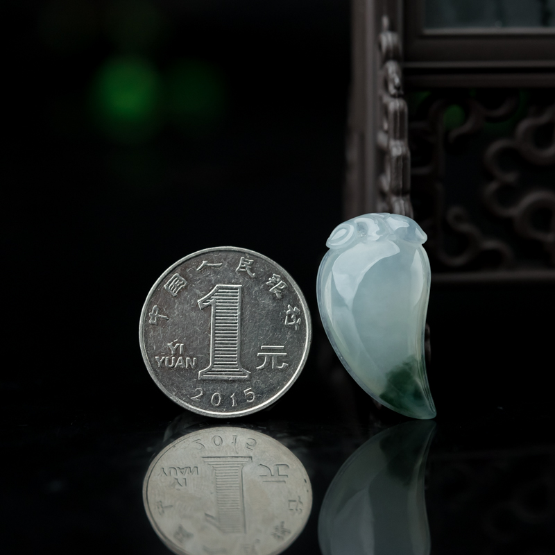 糯冰种翡翠辣椒吊坠-红掌柜
