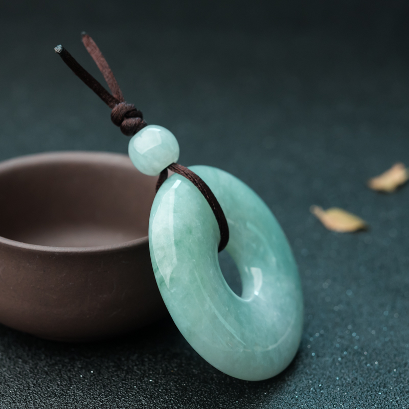 缅甸糯种豆绿翡翠平安扣吊坠-红掌柜