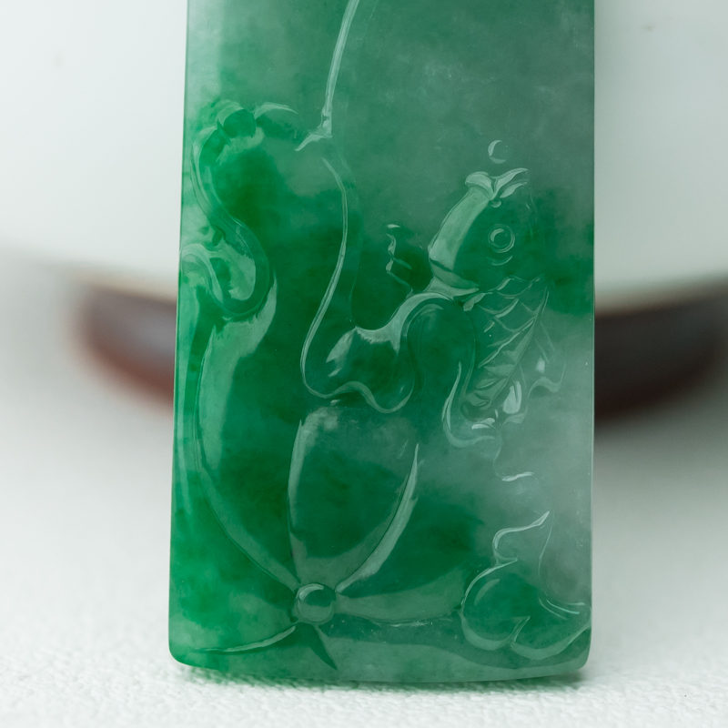 缅甸天然糯种翡翠年年有余吊坠-红掌柜