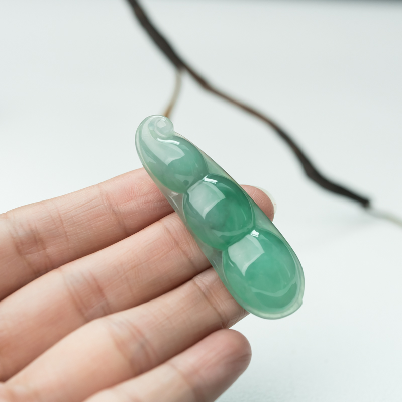 缅甸翡翠福豆吊坠-红掌柜