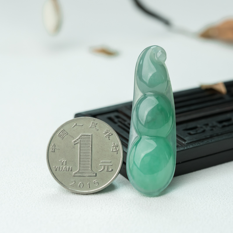 缅甸天然翡翠福豆吊坠-红掌柜