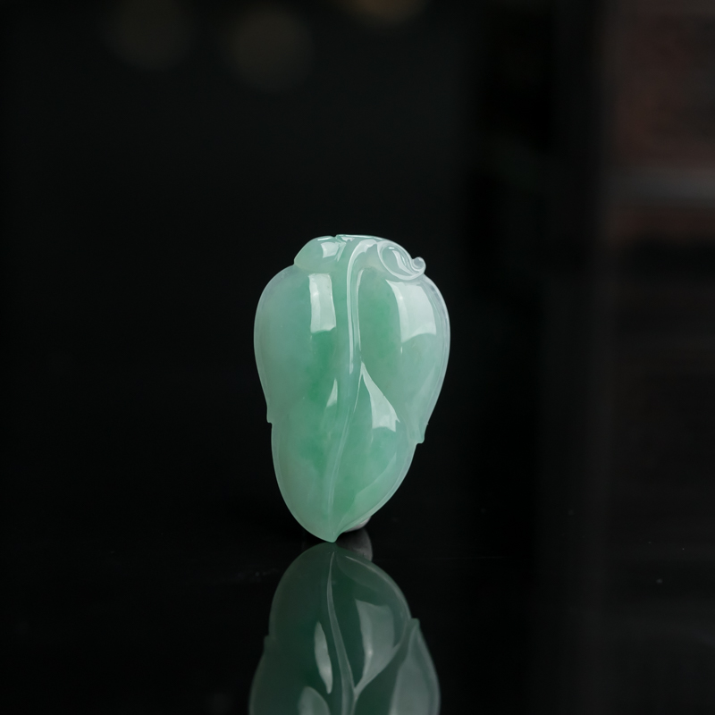 缅甸天然糯种浅绿翡翠金枝玉叶吊坠-红掌柜