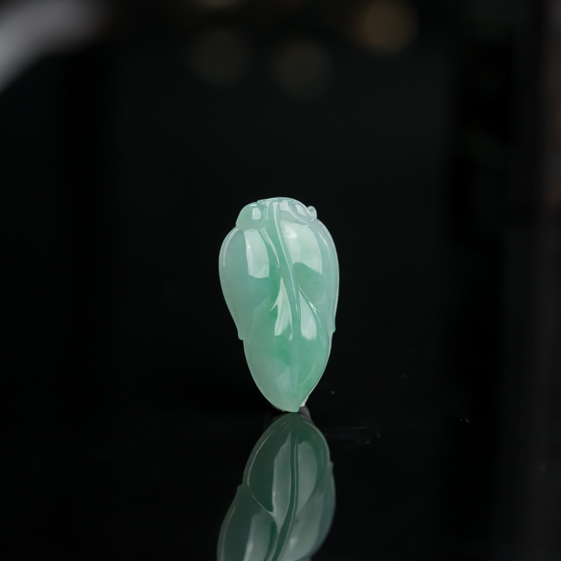 缅甸糯种浅绿翡翠金枝玉叶吊坠-红掌柜
