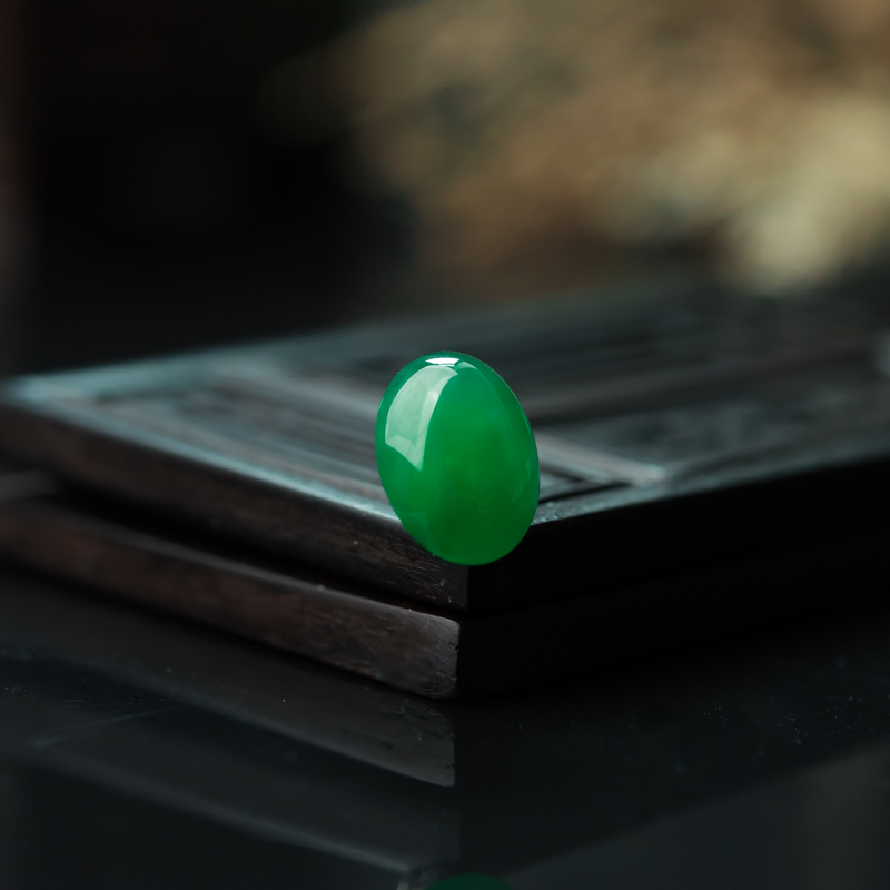 天然糯冰种翠绿翡翠戒面-红掌柜