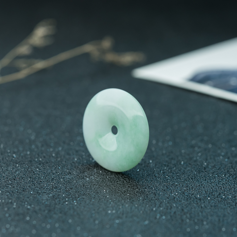 天然糯种飘翠翡翠平安扣吊坠-红掌柜