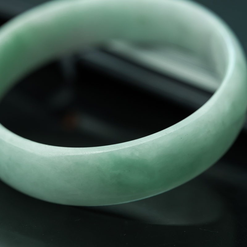 缅甸天然糯种翡翠贵妃镯-红掌柜