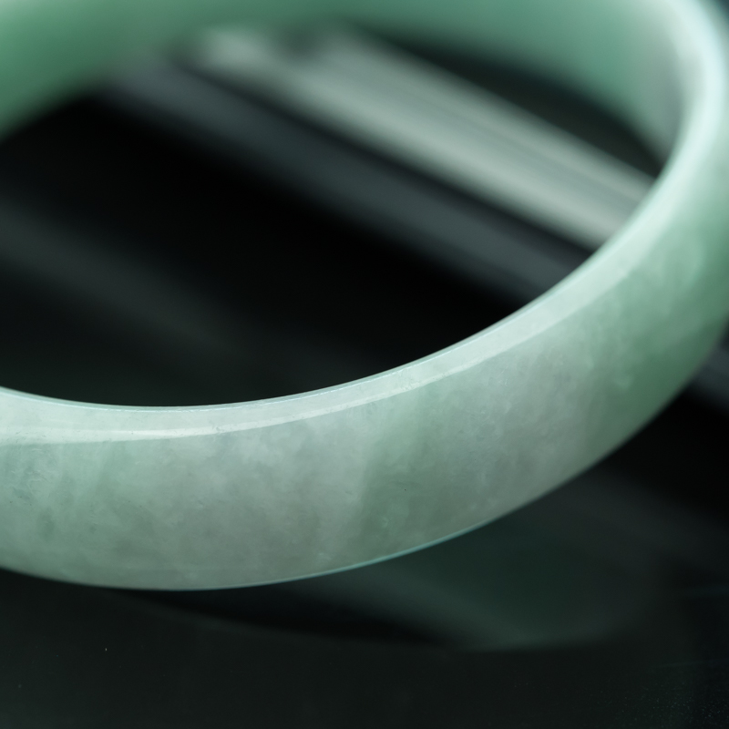 缅甸天然糯种翡翠贵妃镯-红掌柜