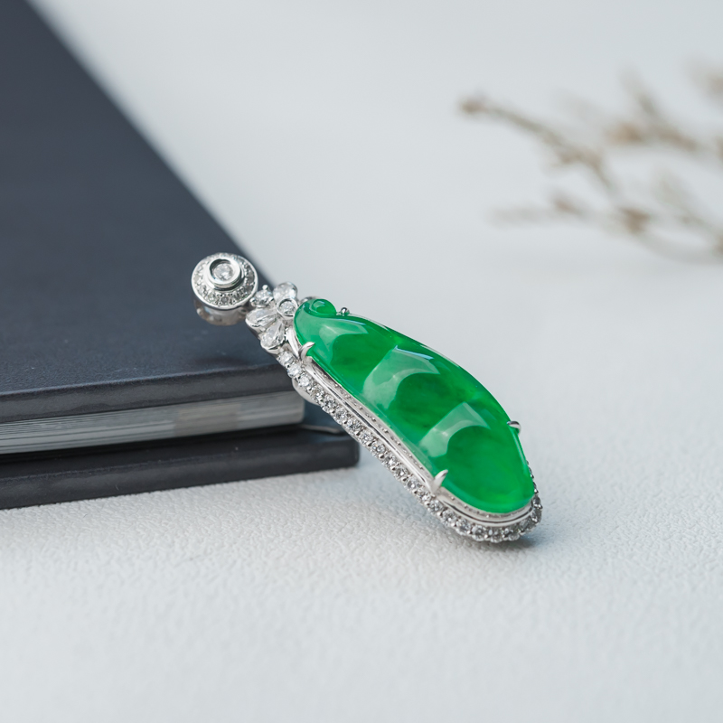 缅甸冰种阳绿翡翠福豆吊坠-红掌柜