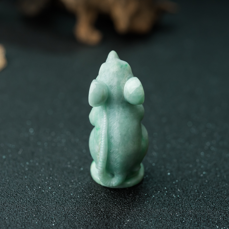 翡翠子鼠摆件-红掌柜
