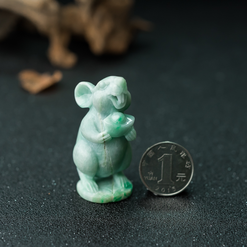 糯种飘翠翡翠摆件-红掌柜