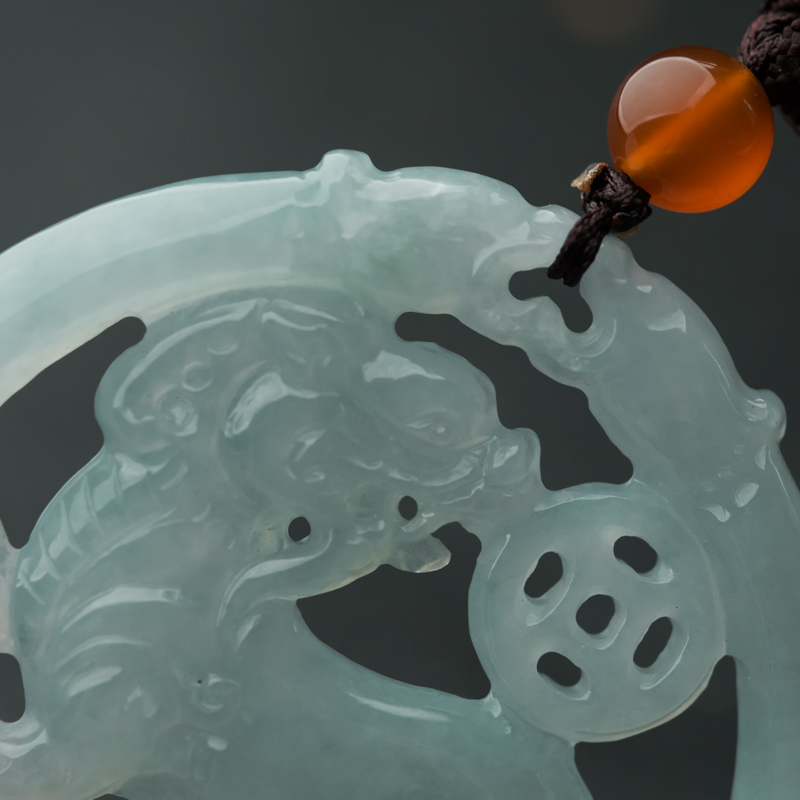 糯冰种淡晴水翡翠吉祥吊坠-红掌柜