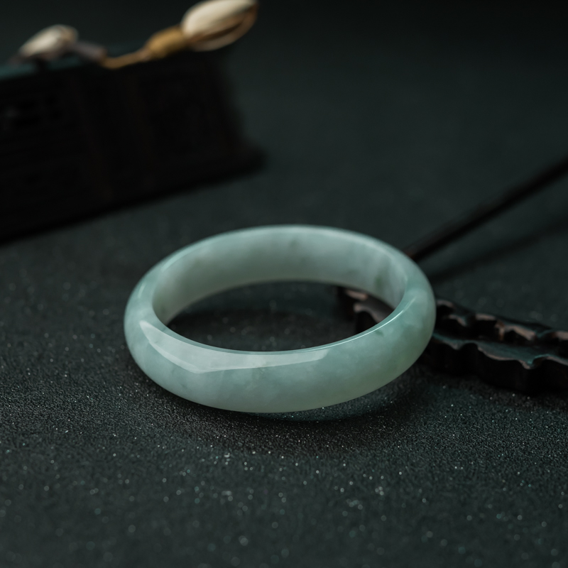 糯冰种蓝水翡翠平安镯-红掌柜