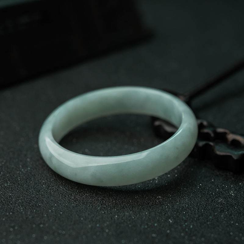 糯冰种蓝水翡翠平安镯-红掌柜