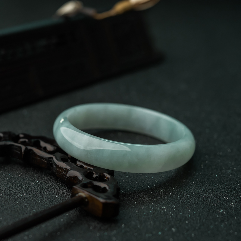 蓝水翡翠平安镯-红掌柜