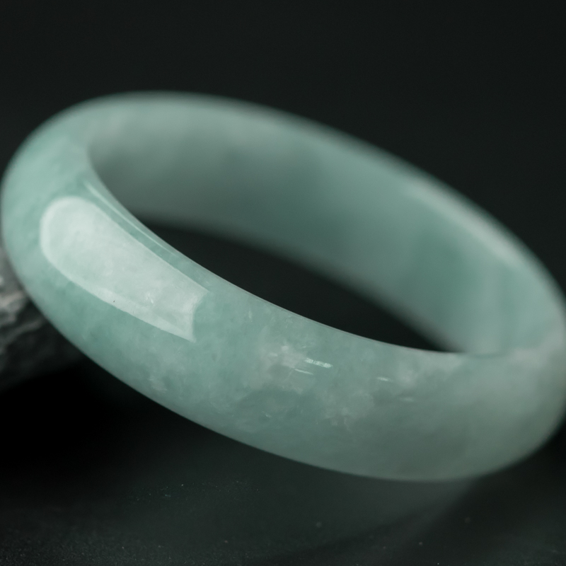 翡翠贵妃镯-红掌柜