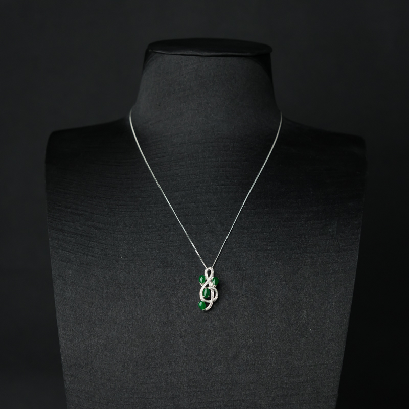 缅甸天然18K糯种翠绿翡翠吊坠-红掌柜