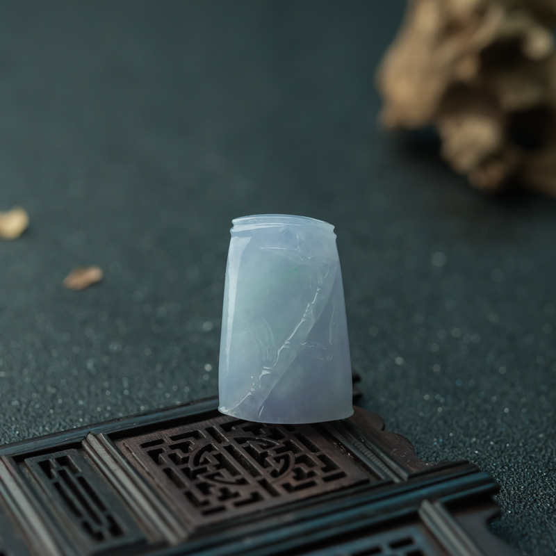 翡翠节节高升吊坠-红掌柜