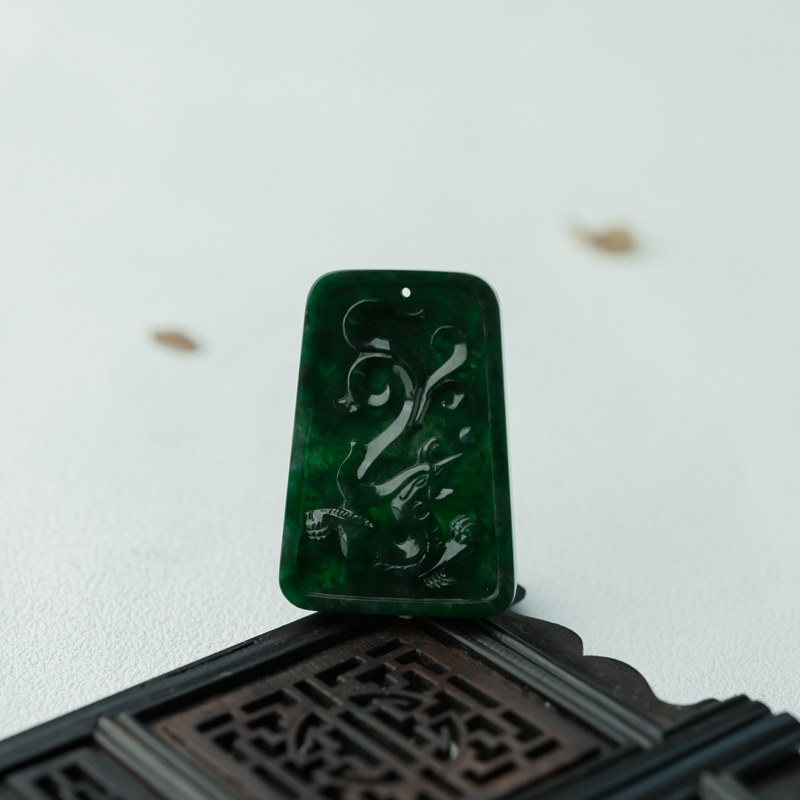 翡翠龙凤呈祥吊坠-红掌柜