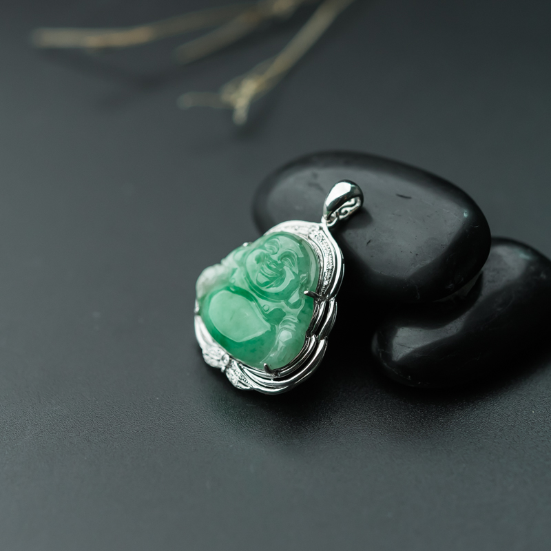 天然糯种飘翠翡翠弥勒佛吊坠-红掌柜