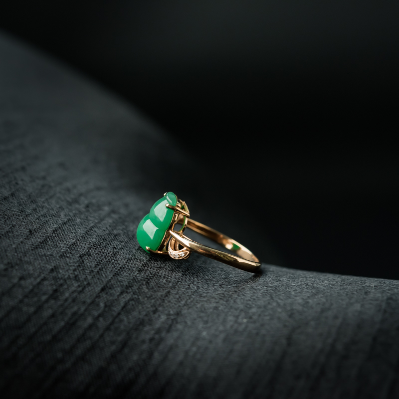 天然糯种苹果绿翡翠戒指-红掌柜