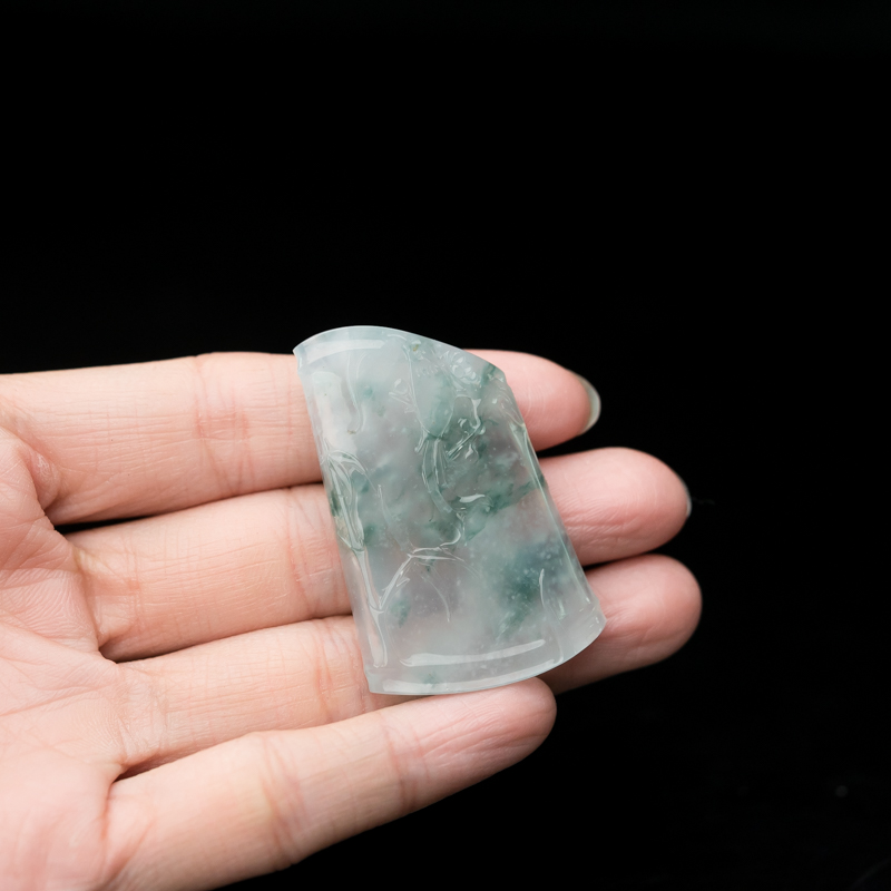 缅甸天然糯冰种飘花翡翠吊坠-红掌柜