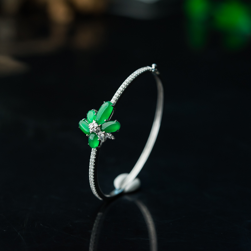 天然糯冰种阳绿翡翠随形手环-红掌柜