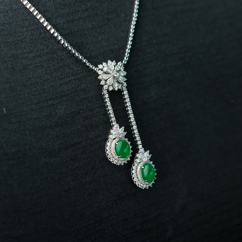 缅甸糯冰种阳绿翡翠戒面吊坠-红掌柜