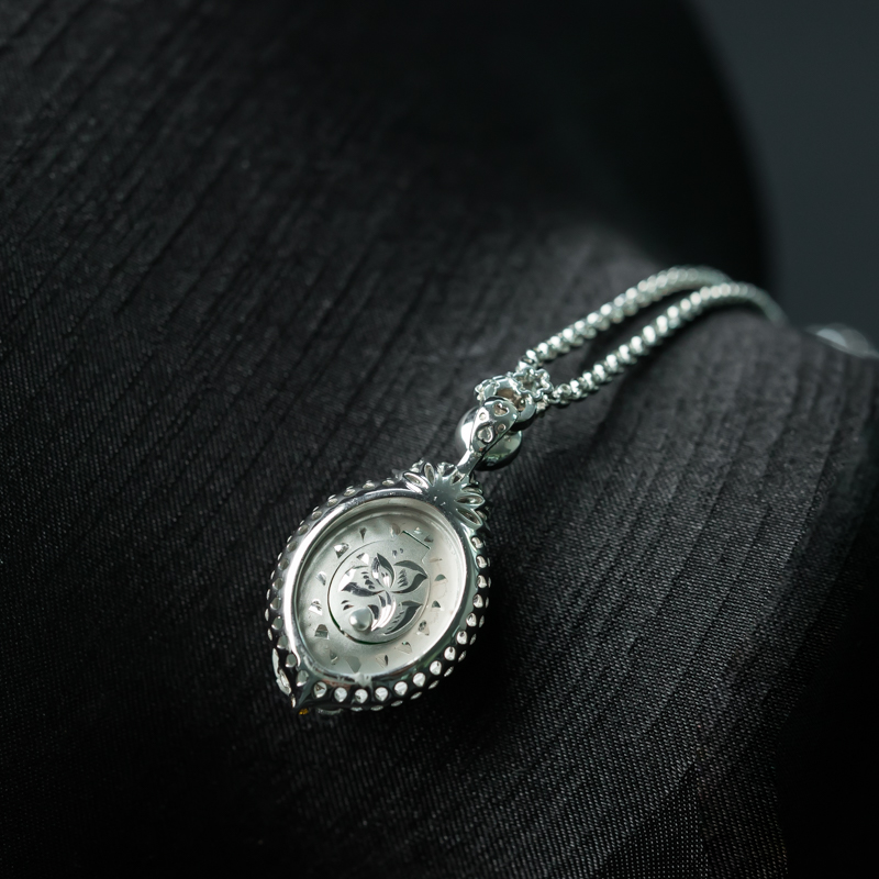 缅甸天然阳绿翡翠戒面吊坠-红掌柜