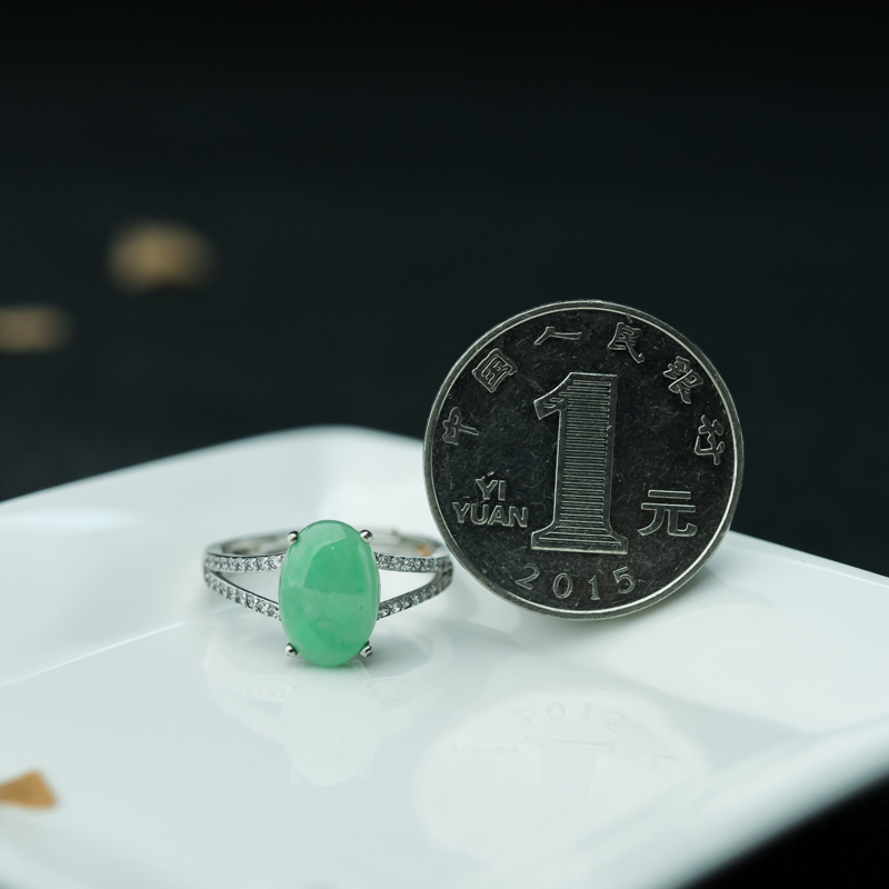 糯种浅绿翡翠戒指-红掌柜