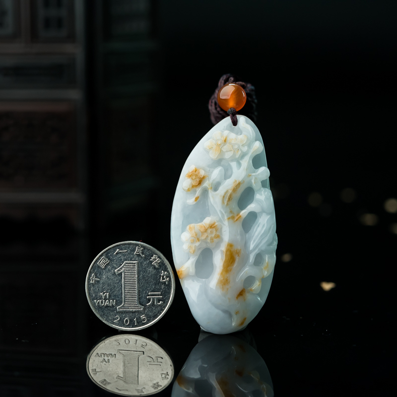 糯种翡翠梅花吊坠-红掌柜