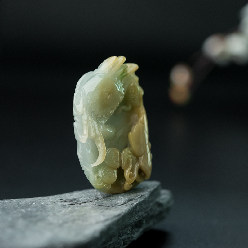 缅甸糯种俏色翡翠横财就手吊坠-红掌柜