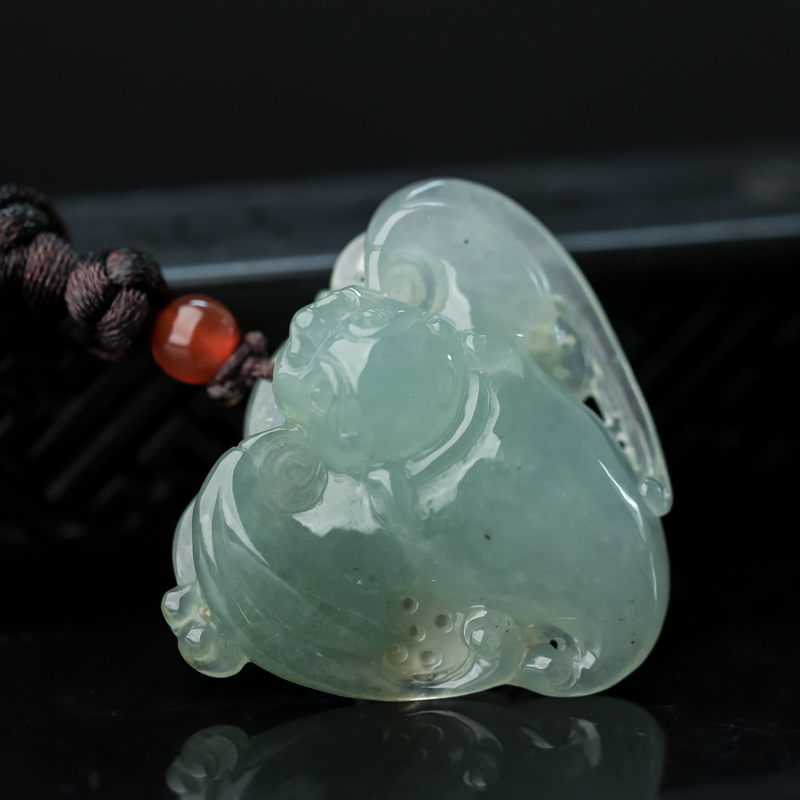 糯冰种晴水翡翠吊坠-红掌柜
