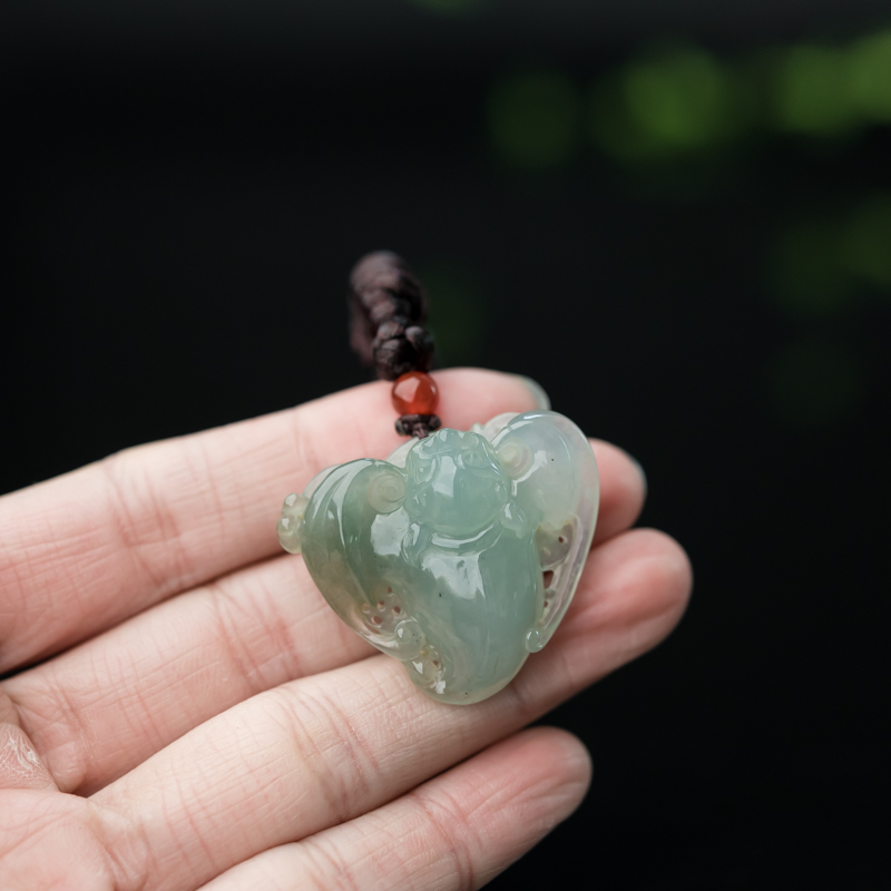 天然翡翠福在眼前吊坠-红掌柜
