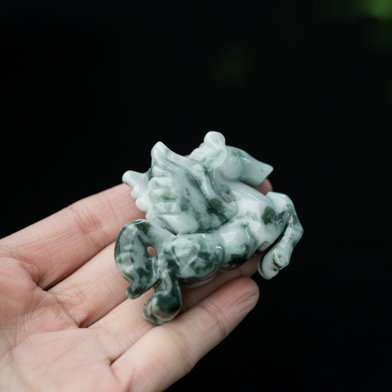 糯种飘花翡翠飞马-红掌柜