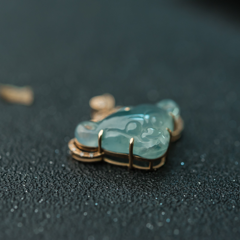 缅甸天然冰种翡翠福在眼前吊坠-红掌柜