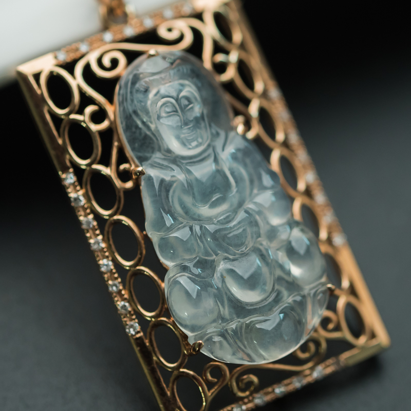 缅甸天然冰种翡翠吊坠-红掌柜