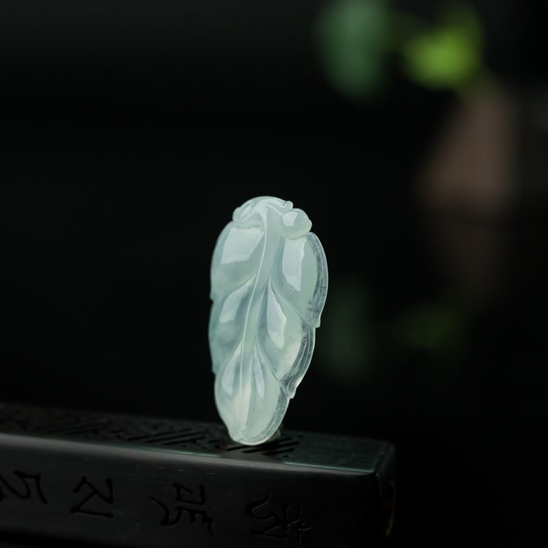 天然糯冰种飘花翡翠大业有成吊坠-红掌柜