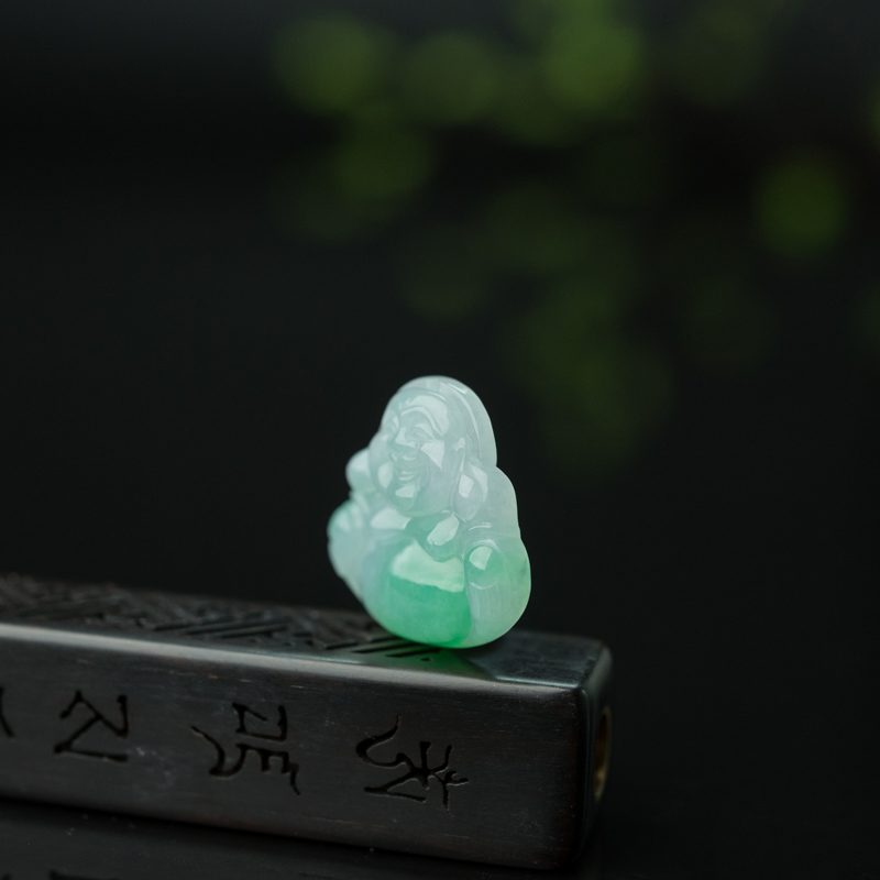 天然糯种飘翠翡翠弥勒佛吊坠-红掌柜