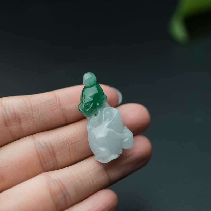 缅甸天然糯种翡翠舐犊之情吊坠-红掌柜