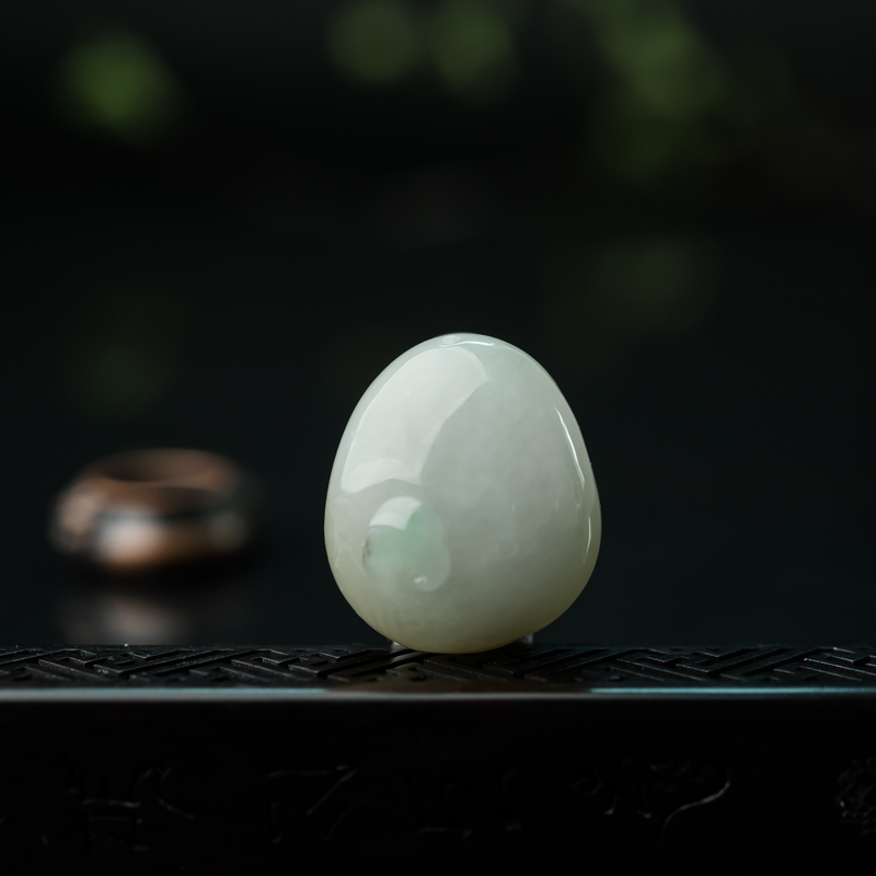 缅甸天然俏色翡翠财神吊坠-红掌柜