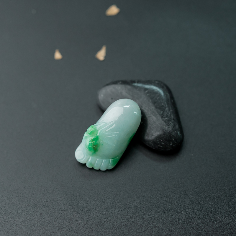 缅甸天然糯种飘翠翡翠知足常乐吊坠-红掌柜