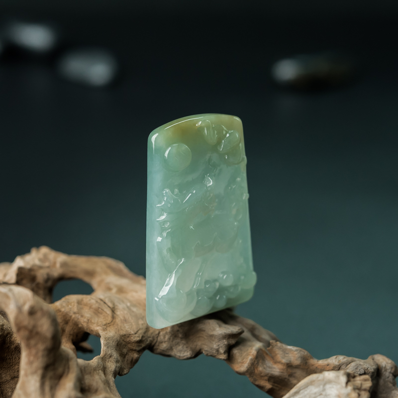 缅甸糯种俏色翡翠麒麟吊坠-红掌柜