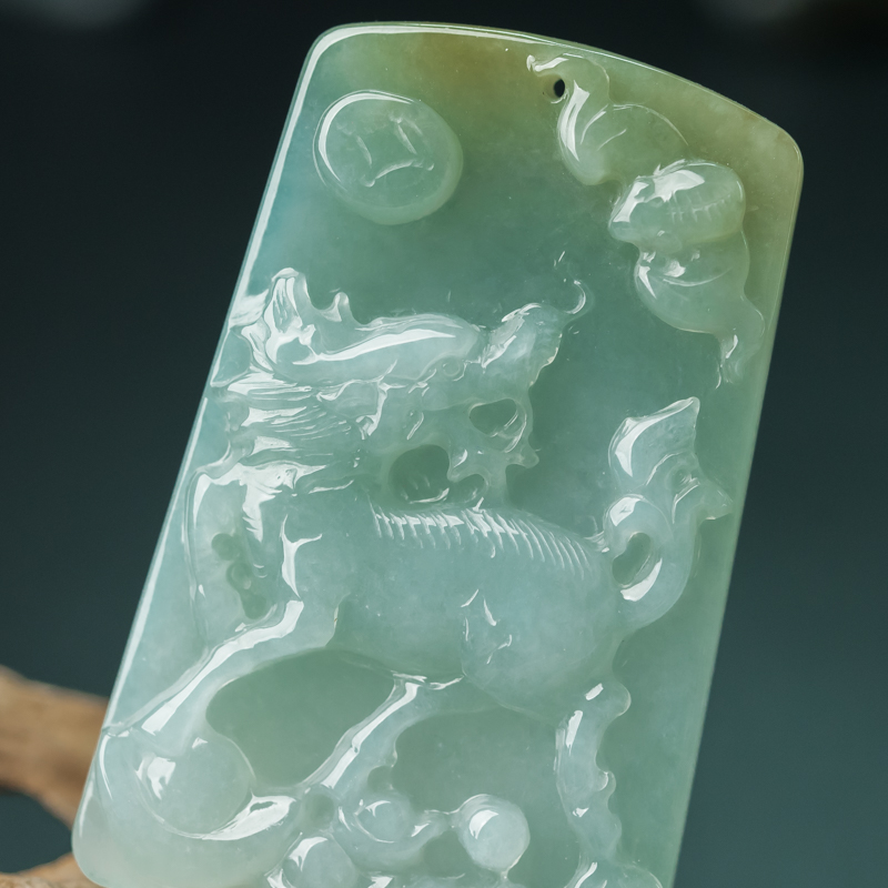 缅甸天然糯种翡翠麒麟吊坠-红掌柜