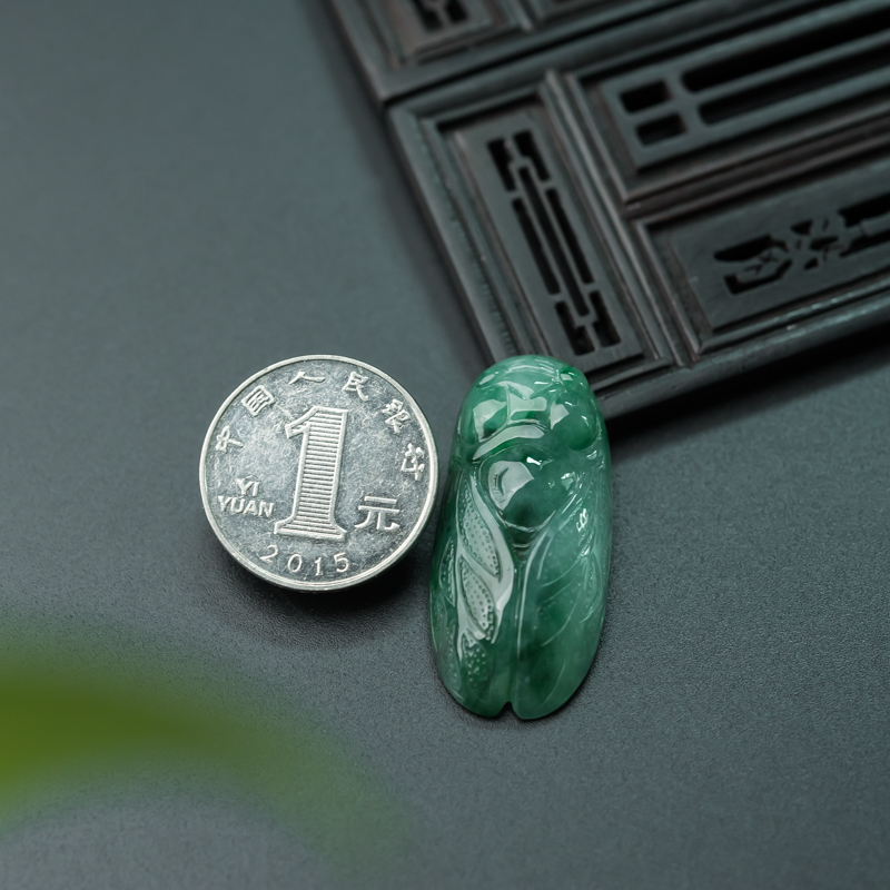 糯种翡翠一鸣惊人吊坠-红掌柜