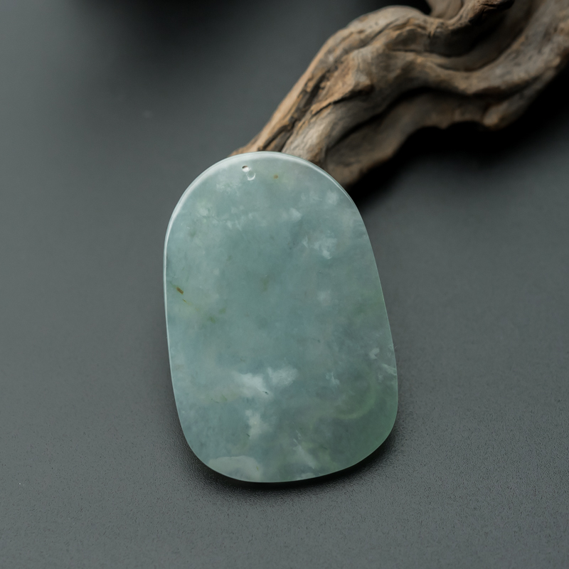 缅甸天然淡晴水翡翠辰龙吊坠-红掌柜