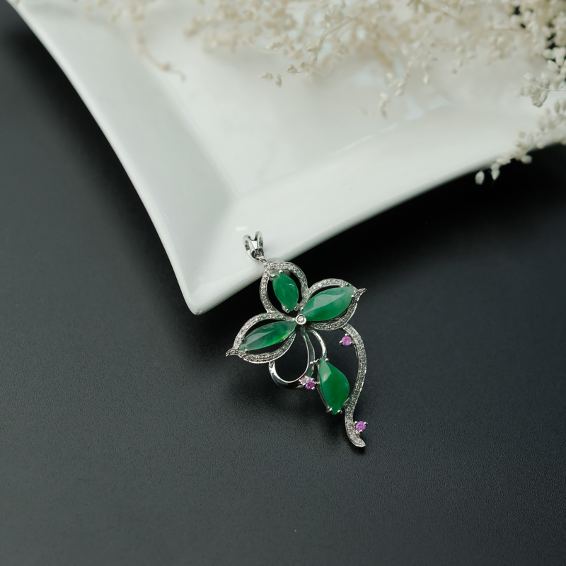 缅甸天然糯冰种阳绿翡翠吊坠-红掌柜