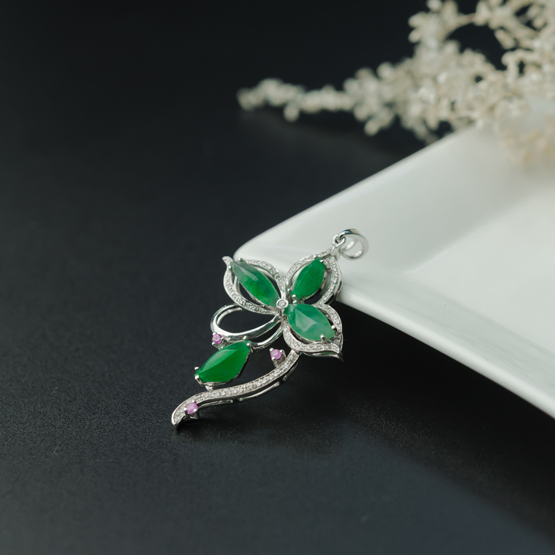 天然糯冰种阳绿翡翠吊坠-红掌柜