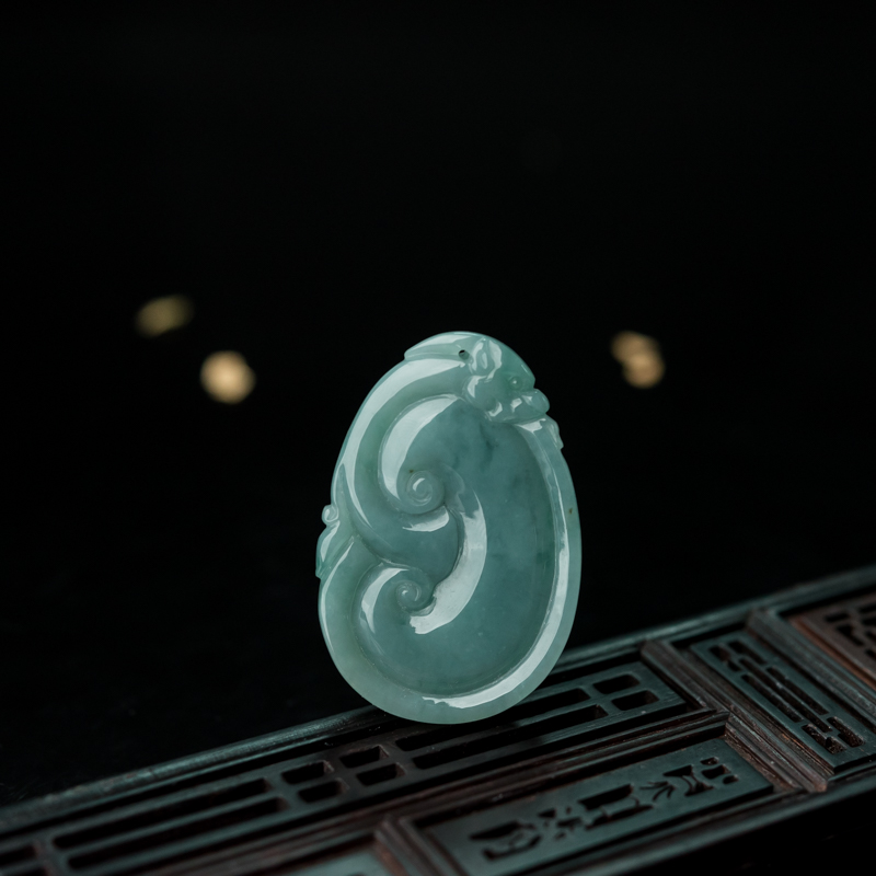 翡翠如意吊坠-红掌柜