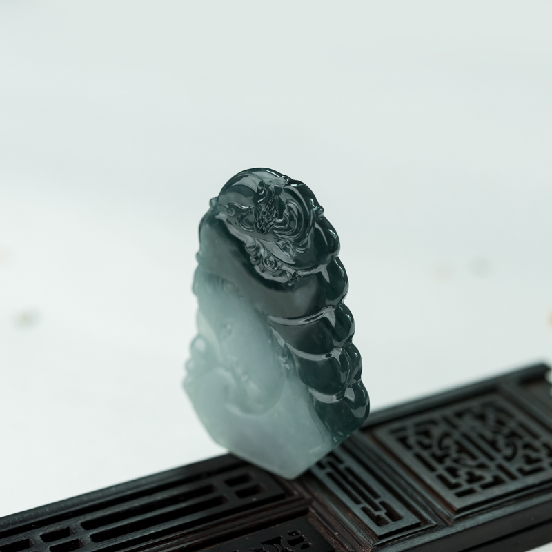 飘翠翡翠阿诗玛吊坠-红掌柜